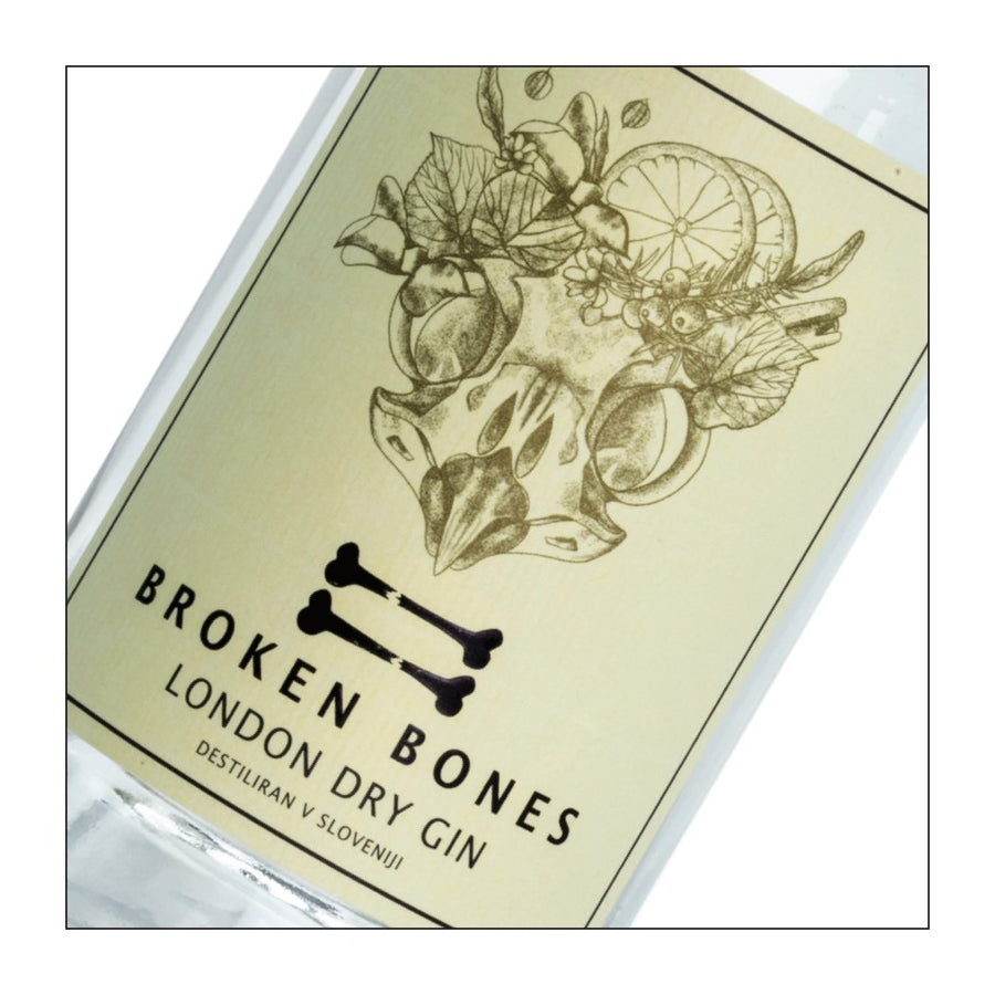 Broken Bones London Dry Gin (500 ml) with Gift Box
